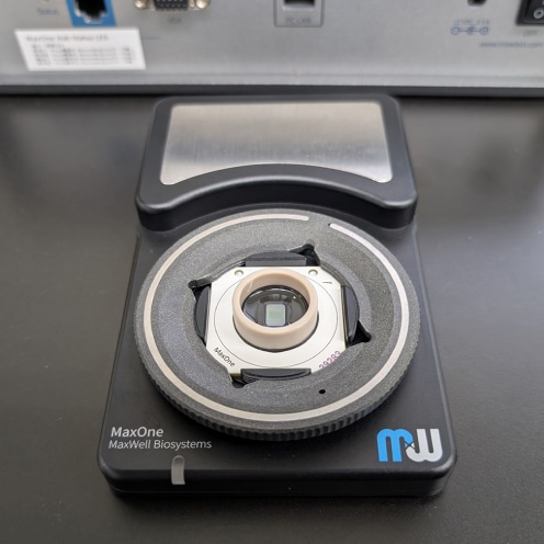 高密度電極アレイ装置