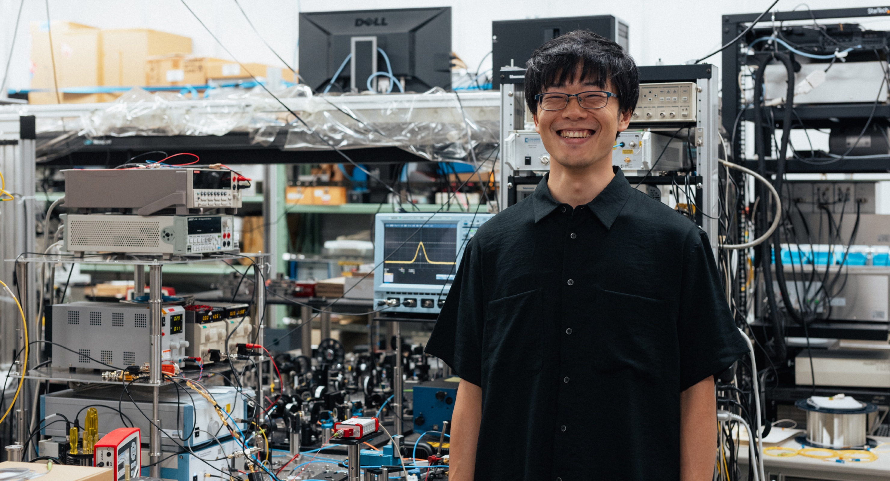 NICT 研究職 逵本 吉朗