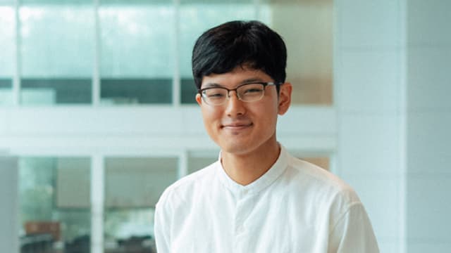 総合職 植村 寛人