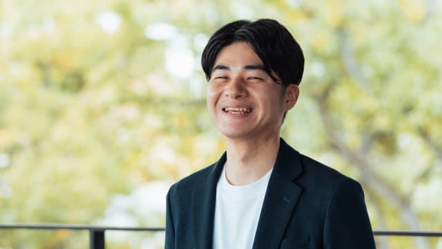 総合職 長尾 亮祐