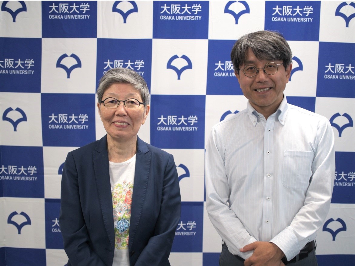 Left: Secretary General Harayama, Tokyo ESC Right: Director Kishimoto, ELSI Center