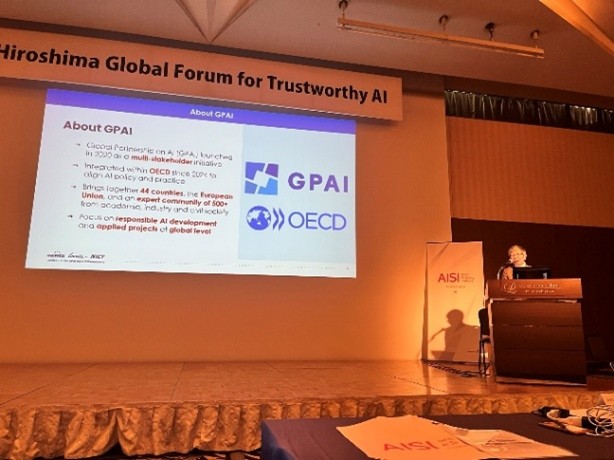 Presentation by Secretary General Harayama and Guest Expert Researcher Merve Hickok