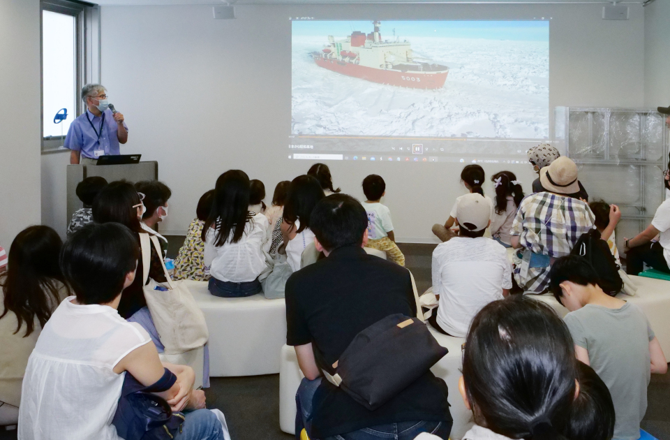 2025年南極郵便・南極コーナーの様子